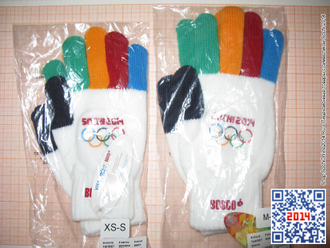 Перчатки с цветными пальцами BOSCO сувенирные Олимпийские Sochi-2014 и/или митенки (цены от 350р до 1990р)