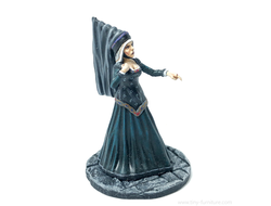 Old Widow (PAINTED)