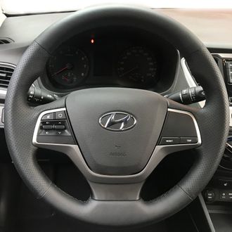 Кожаная накладка на руль Hyundai Solaris II (2017-н.в.), Hyundai Elantra VI (2015-н.в.), черная