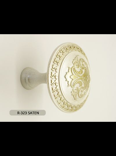 R 323, серия Magestic
