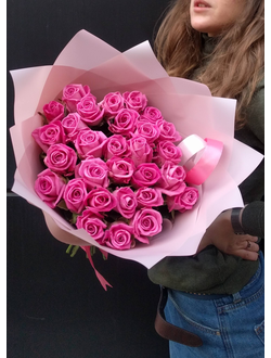 Недорогой букет из розовых роз, букет из розовых роз, розовые розы, яркие розы