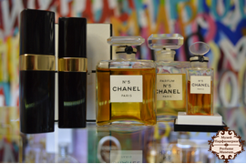 Chanel No. 5 , 1921,
Moscow Perfume Museum 

Как менялась формула Шанель № 5 c 1921 по 1990 год.
Путешествие в революцию парфюмерного искусства.
Специальные дегустации Chanel No. 5. Легенды и культы. Революция.
фото Московский Музей Парфюмерии