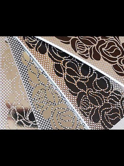 Бленда карнизная с узором сеточкой и розами на отрез и рулонами. В ассортименте