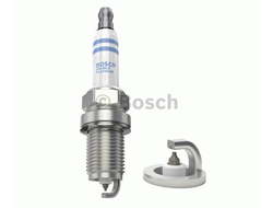 Свечи зажигания Platina Plus BOSCH (AUDI A3/A4/A5/A6/Q5/R8/TT 1.8TFSI/2.0TFSI/3.0TFSI/4.2TFSI/5.2TFSI 04->, SKODA Octavia/Superb/Yeti 1.8TSI/2.0RS 05->, VW EOS/Golf/Jetta/Passat/Scirocco/Tiguan 1.8TSI/2.0TFSI/2.0TSI 04->)