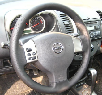 Кожаная накладка на руль Nissan Note I (E11) 2005-2014, Nissan Tiida I (C11) 2004-2012, черная