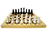 Шахматы гроссмейстерские пластмассовые в деревянной доске