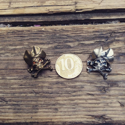 Изделие № 15 "Пират с костями"