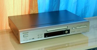 Мультиформатный проигрыватель CD Onkyo DV-SP501