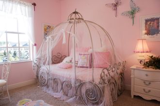 Детская кованая кровать " Маленькая принцесса"