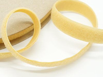 Арт. петл. 3с420-г50  светлый беж, контактная лента. Белоруссия