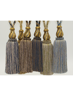 Арт. 2012-35 NEW. Кисти со стразами, длина 77-84 см.