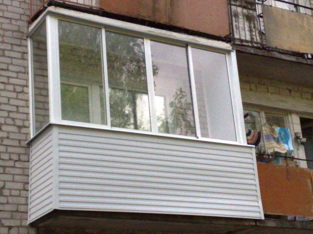 Стоимость остекления балкона алюминиевым профилем..
