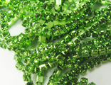 Стразовая лента. зеленый (зеленое яблоко) 2 мм. цапы под под цвет кристалла (100 см)