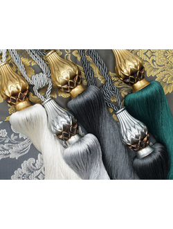 Кисти крупные декоративные турецкого производства