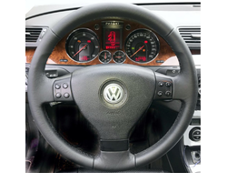 Кожаная накладка на руль Volkswagen Golf V (2003-2009), Golf Plus I (2005-2009), Passat B6 (2005-2010), Jetta V (2005-2008), Tiguan I (2007-2010), Polo IV Рест. (2006-2009), Touran I Рест. (2006-2010), Caddy III (2006-2010), Eos I (2006-2009), черная