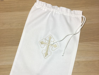 Набор для крещения "Владислав": рубашка сзади на кнопочках, махровое полотенце 70x140 см.; можно вышить любое имя