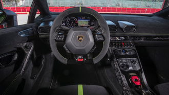 Lamborghini Huracan performante Drive