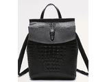 Кожаный женский рюкзак-трансформер Crocodile чёрный