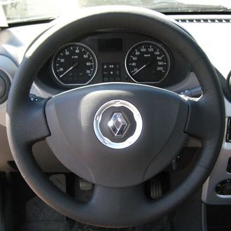 Кожаная накладка на руль Renault Logan I (LS) Рестайлинг (2009-2014), Renault Sandero I (B90) (2008-2014), Renault Clio II (Symbol) (B/C/B0/1) (2001-2013), LADA Largus (B0), Daewoo Nexia I Рестайлинг (2008-2016), Nissan Almera III (G11,G15) (2012-2018)