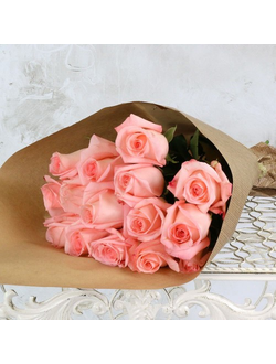 Букет 15 нежно-розовых роз