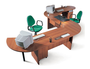 Ofisnaya Mebel Ofis Master V Kirove Kupit Shirokij Assortiment Kompyuternyh Stolov Tumbochek Shkafov Stoly Peregovorov Stulev Kresel Po Cene Proizvoditelya S Dostavkoj Kirov Syktyvkar Uhta Pechora Usinsk Vorkuta Inta Labytnangi