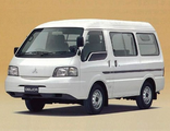 Mitsubishi Delica IV поколение (10.1999 - 09.2011)