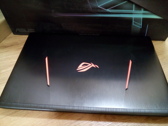 ASUS ROG STRIX GL753VD-GC043T  (17.3 FHD IPS I5-7300HQ GTX1050(4Gb) 8ГБ 1TБ + 128SSD)