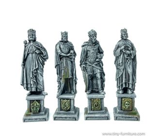 FOUR KINGS STATUES (painted)