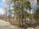 Продается лесной  участок 28 соток  в поселке бизнес класса на Новой Риге