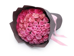 Дизайнерский букет 51 розовая роза