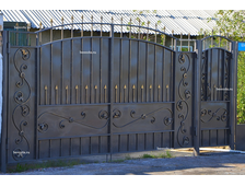 Художественные кованые ворота из листа металла - 047 - &quot;ЛОКО&quot;