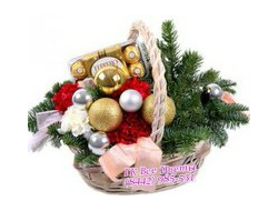 Елка в корзинке