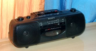 Sony CFS-E14