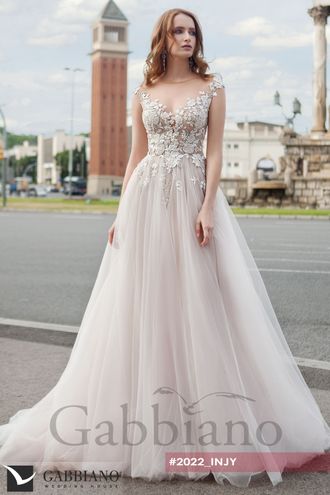 Свадебное пудровое платье с цветочными аппликациями "Inji" Gabbiano прокат Уфа