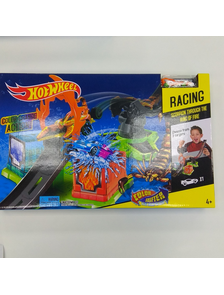 Hot Wheels Игровой набор 4 &quot;Быстрая покраска&quot;. Серия &quot;Color Shifters&quot;