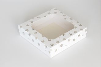 Коробка подарочная С ОКНОМ 20*20* высота 5 см, Снежинки