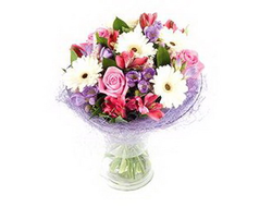 Розовые Герберы и Хризантемы