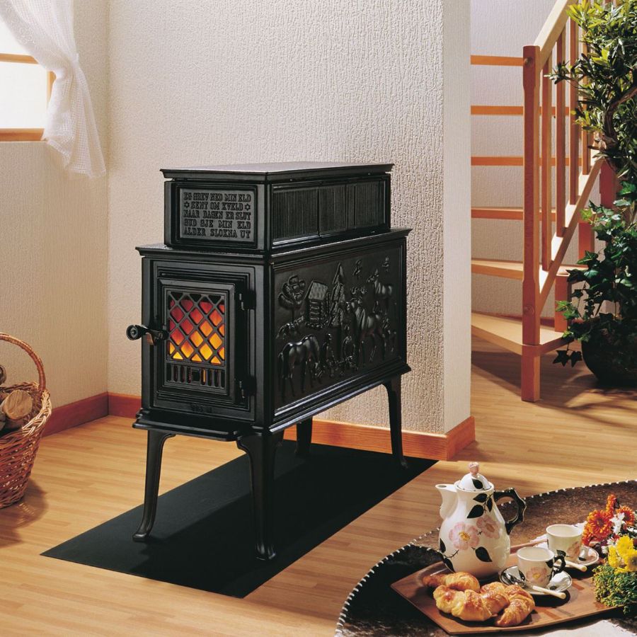 Печь Jotul F118 CB BP с дожигом, в интерьере