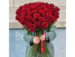 Доставка цветов в Волгограде - FLOWER34.RU - Букет из 51 красной розы 70 см