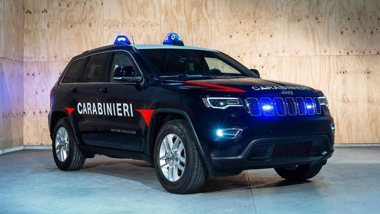Services Armored Jeep Grand Cherokee 3.0L V6 Turbodiesel in Police