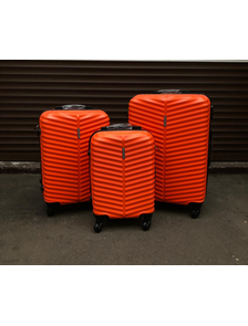 Пластиковый чемодан  Баолис оранжевый размер S