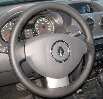 Кожаная накладка на руль Renault Duster I (PRIVILEGE) (2011-2015), Nissan Terrano III (2014-2017), черная