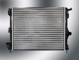 Радиатор охлаждения двигателя SAT (без кондиционера) для Рено Сандеро 1