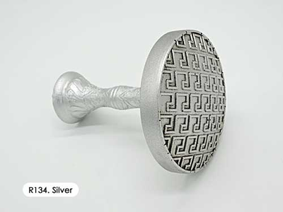 R 134, серия Magestic. Держатель штор с греческим орнаментом