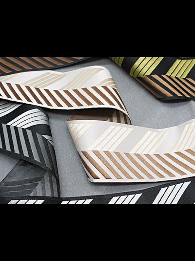 Текстильный бордюр для гардин и тюля с геометрическим узором