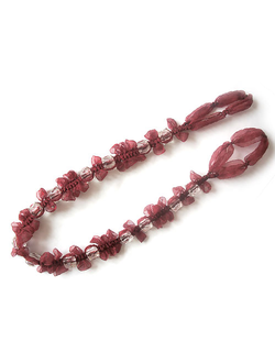 Подхват со стеклярусом и органзой