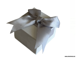 Коробка ювелирная для кольца Квадрат Бант 5 x 5 см h - 3,5 см Белая
