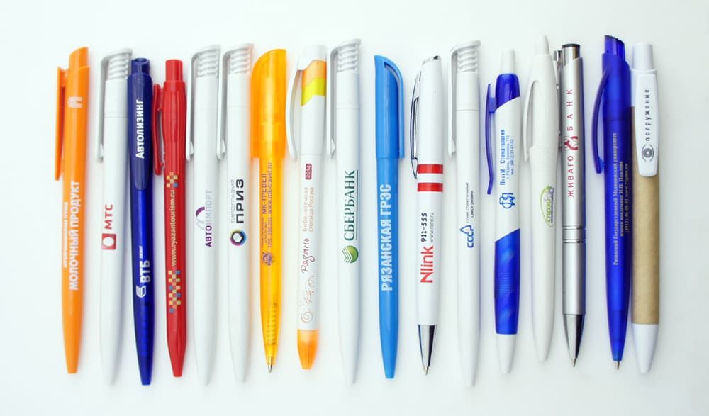 Сувенирные ручки с логотипом