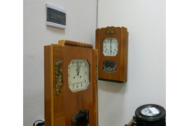 Ремонт настенных часов Янтарь