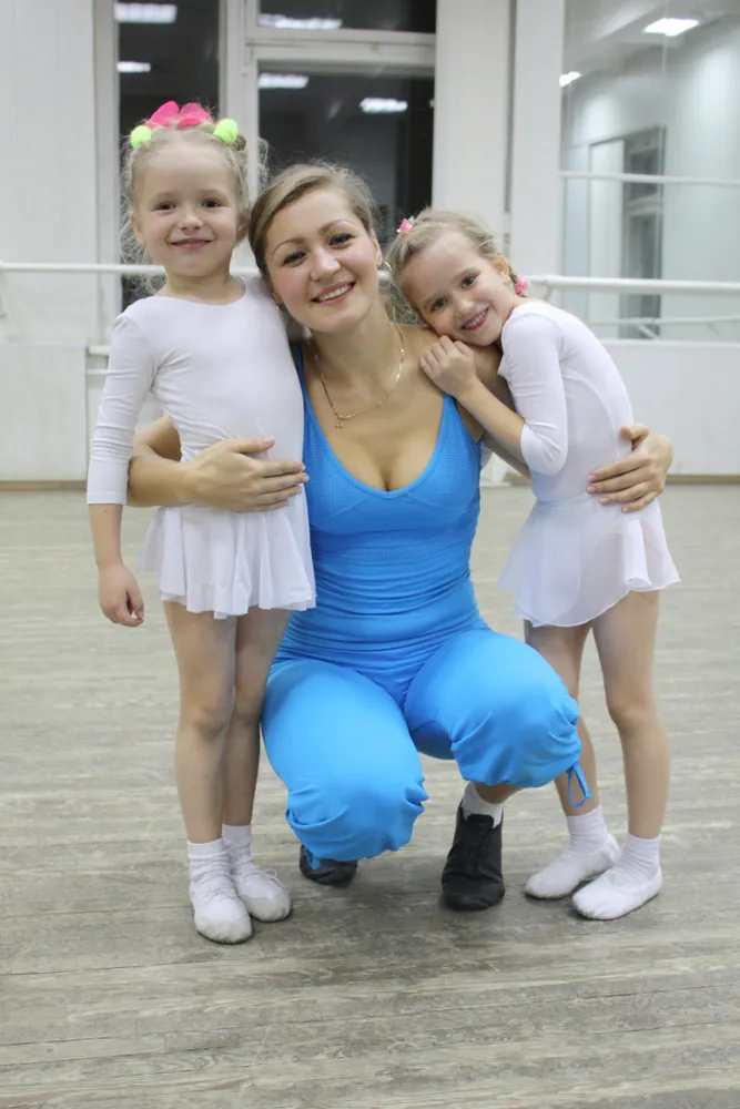 Мухина Екатерина Владимировна
Руководитель студии "МечтаKids",  педагог по детскому танцу 

